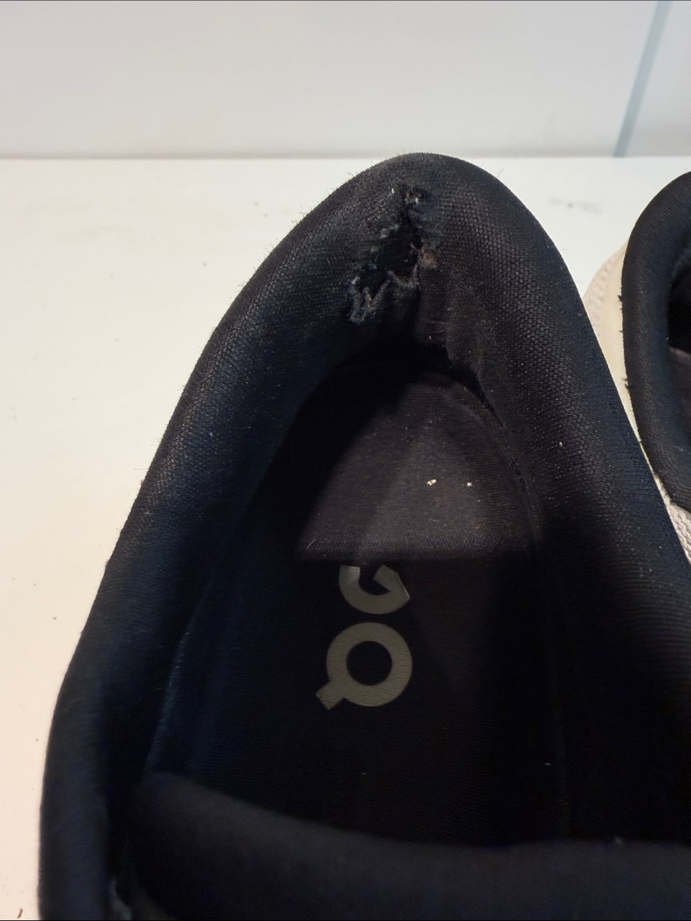 Used Hole On Cloud Running Shoes cloudswift women’s 8 - Picture 6 of 7